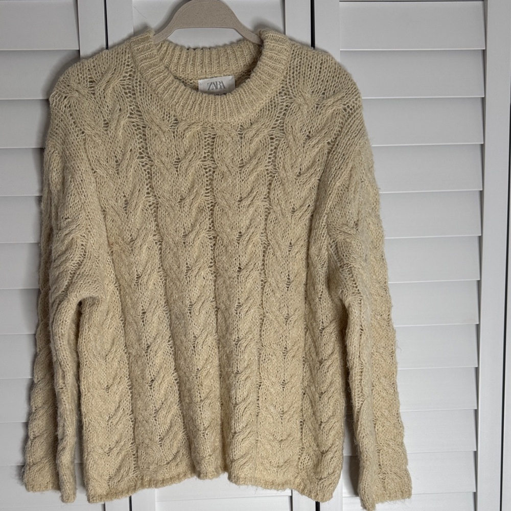 Aritzia Beige Cable Knit Sweater